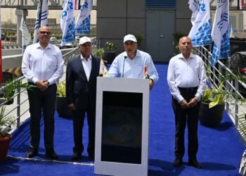 وزير النقل: لدينا شبكة كاملة من وسائل النقل الجماعي الأخضر المستدام الكهربائية بالكامل