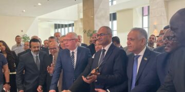 نائب وزير الإسكان يفتتح معرض وتريكس التاسع لمعالجة وتنقية المياه اليوو