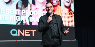 كيونت تشعل روح المبادرة والتحول الشخصي في أكبر مؤتمراتها العالمية V-Convention