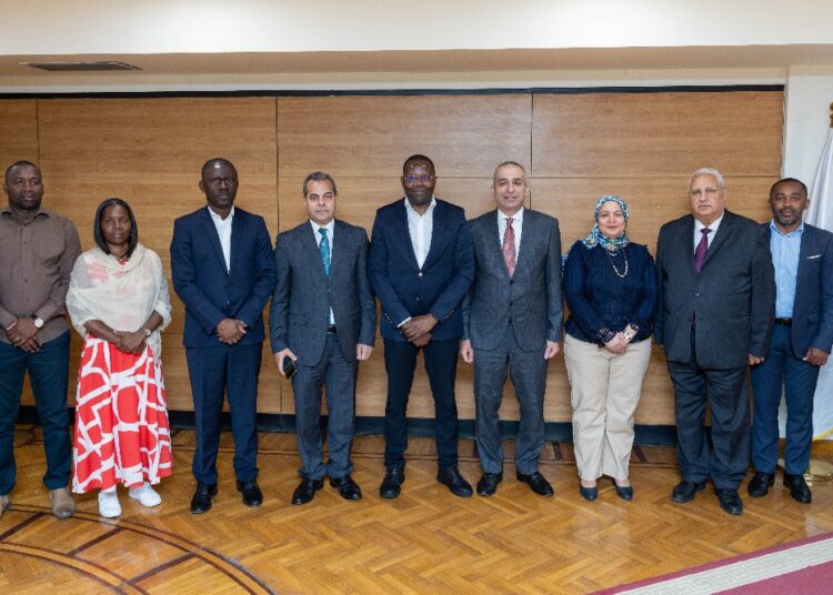 رئيس “البنك الزراعي المصري” يستقبل وفداً من جمهورية أنجولا للاستفادة من خبرات البنك في التمويل