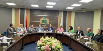 “مستثمرو العاشر” يبحثون تحديات إسكان العاملين بالمدينة