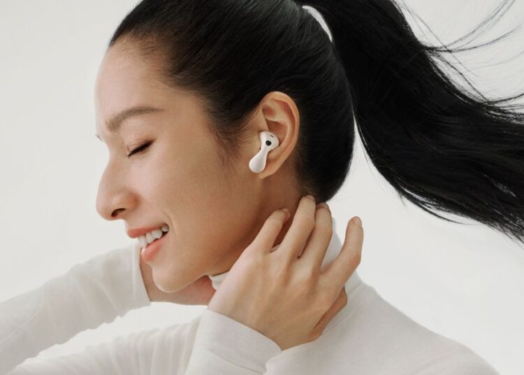 محادثات هادئة وأجواء صوتية غامرة: تعرّف على سماعات 6 HUAWEI FreeBuds