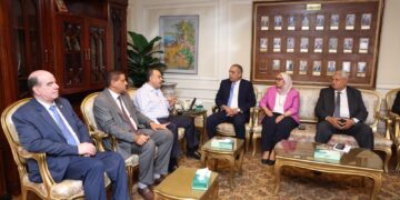 “رئيس البنك الزراعي المصري” يلتقي محافظ أسيوط لبحث تعزيز التعاون ودعم التنمية الزراعية بالمحافظة