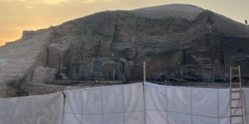 بيان عاجل من السياحة بشأن حريق في منطقة وادي الملوك بالأقصر