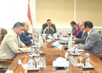 وزير الإسكان يتابع مشروع المماشي السياحية بمدينة ٦ أكتوبر