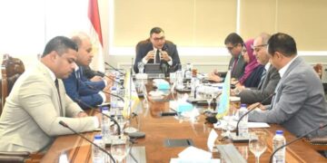 وزير الإسكان يتابع مشروع المماشي السياحية بمدينة ٦ أكتوبر