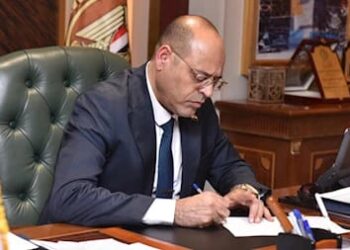 رواتب تصل لـ10 آلاف جنيه.. وزارة العمل تعلن عن 3633 فرصة عمل للشباب