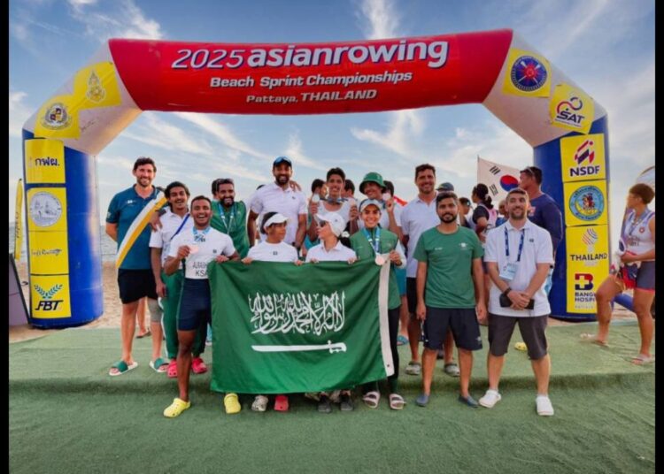 الأخضر السعودي للتجديف يبهر العالم بـ4 ميداليات آسيوية