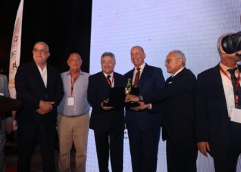 تكريم رواد قطاع السياحة في يوم السياحة المصري