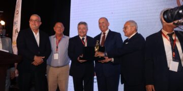 تكريم رواد قطاع السياحة في يوم السياحة المصري