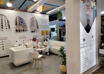 افتتاح فعاليات الملتقى الدولي للسياحة العربية والعمرة بالقاهرة