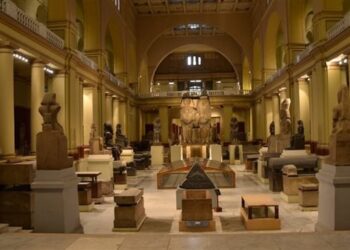 تحقيقات موسعة حول سرقة أسورة ذهبية نادرة من المتحف المصري بالتحرير