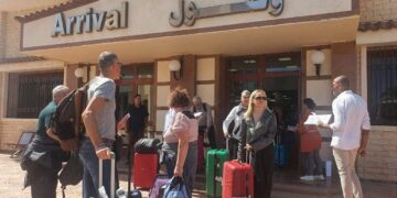 مطروح تستقبل 698 رحلة طيران شارتر خلال صيف 2025