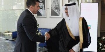 خادم الحرمين يستقبل أمين من الرئاسة المصرية لنقل تهاني الرئيس السيسي بمناسبة اليوم الوطني 95