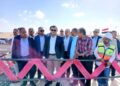 “وزير الإسكان” يتفقد محطة التحلية الكيميائية بمدينة العلمين الجديدة