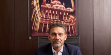 “إي آند مصر”تعلن تغيير اسم e& Global Services إلى e& CX Solutions Egypt لتقديم حلول متكاملة للعملاء