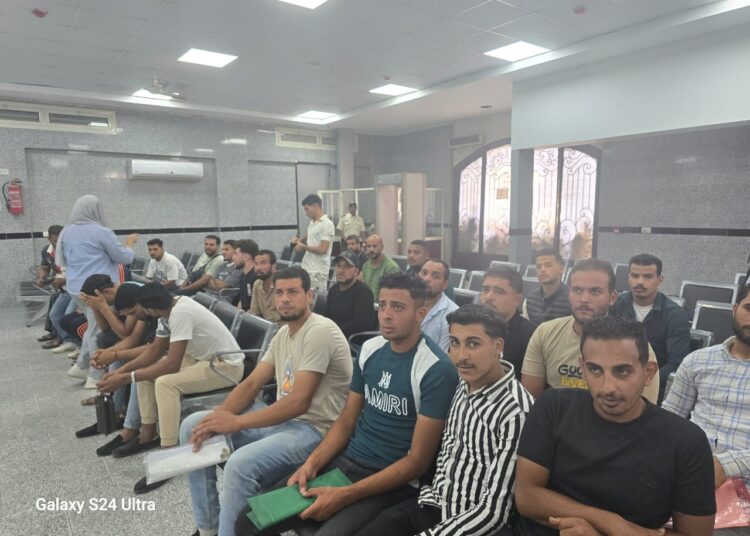 وزارة العمل: اختبارات جديدة للمرشحين للعمل في مصنع كرتون بالأردن