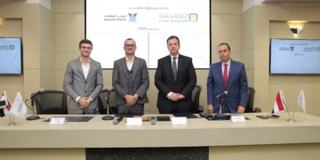 بروتوكول تعاون بين البنك الأهلي المصري وشركة أوروبا للمقاولات الكهروميكانيكية والطاقة الشمسية