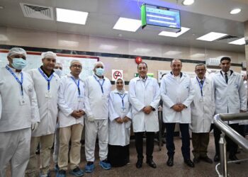 رئيس الوزراء يتفقد عددا من  مصانع شركة النصر للكيماويات الدوائية بالقليوبية