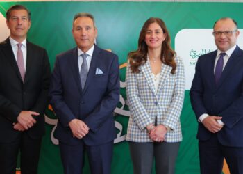 البنك الأهلي المصري يدير 25 صفقة تمويلية بقيمة 402 مليار جنيه