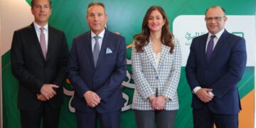 البنك الأهلي المصري يدير 25 صفقة تمويلية بقيمة 402 مليار جنيه