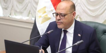 للمصريين.. فرص عمل جديدة بالإمارات براتب 1800 درهم شهريًا