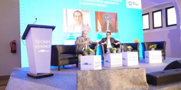 رئيس هيئة الرقابة المالية يلتقي رواد الأعمال ويدعوهم لمزيد من الابتكار والتطوير خلال “قمة تكني” بأسبوع الابتكار في مصر 2025