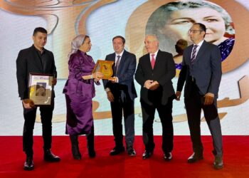 «جوميا مصر» والرئيس التنفيذي عبد اللطيف علما ضمن المكرمين في احتفالية مرور 100 عام على تأسيس «روز اليوسف»