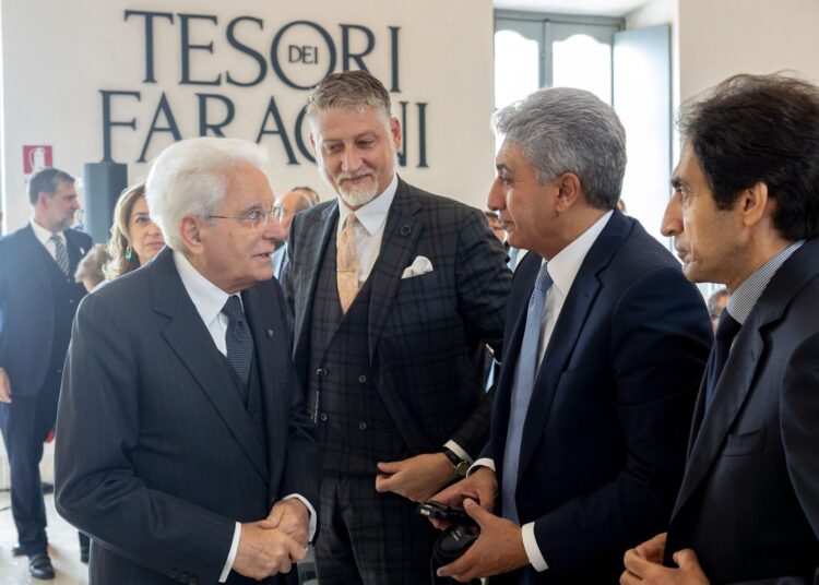 افتتاح معرض “كنوز الفراعنة” بروما بحضور رئيس إيطاليا ووزير السياحة المصري