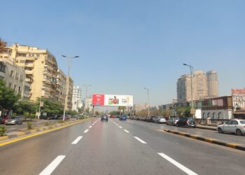 محافظة الجيزة تتزين لاستقبال زوار المتحف المصري الكبير