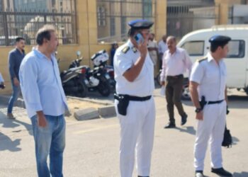 حملة مكبرة لغلق وتشميع المحال المخالفة بمنطقة دجلة بأكتوبر الجديدة