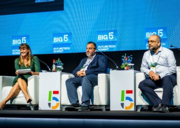 مصر تُشارك في قمة القادة العالميين ضمن معرض Big 5 Global بدبي لتعزيز التعاون بقطاع الإنشاءات والبنية التحتية 