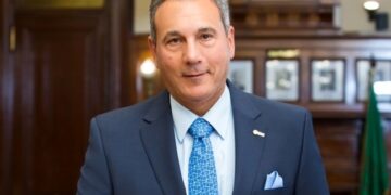 محمد الإتربي: رعاية البنك الأهلي المصري للمتحف الكبير تهدف إلى بناء الإنسان الوطني