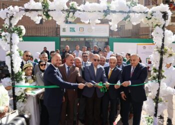 البنك الأهلي يفتتح مدرسة السلام الإعدادية بالمنيا بالتعاون مع مصر الخير
