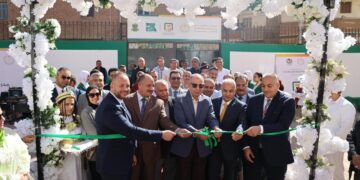 البنك الأهلي يفتتح مدرسة السلام الإعدادية بالمنيا بالتعاون مع مصر الخير