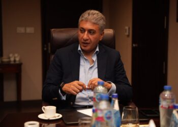 “السياحة” تكشف حقيقة إنشاء مبنى خرساني بمنطقة الدير البحري