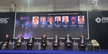 مصر تقترب من ريادة الذكاء الاصطناعي إقليميًاو خبراء AIDC يطالبون بتوحيد الاستراتيجية الوطنية وتعزيز البنية التحتية