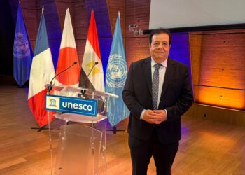 “عاطف عبد اللطيف” يشارك في احتفالية منظمة اليونسكو بافتتاح المتحف المصري الكبير