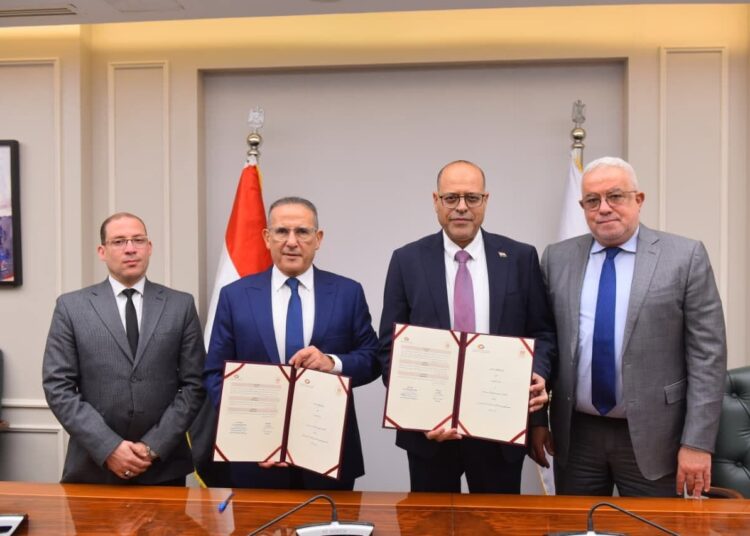 منظومة حكومية جديدة تنهي فوضى عمل الأجانب بالأنشطة السياحية