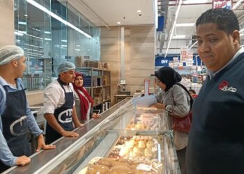 وزارة العمل تحرر 514 محضراً لمشآت غير ملتزمة بتطبيق الحد الأدنى للأجور