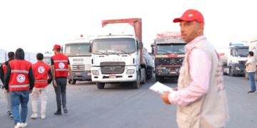 وصول دفعة جديدة من المساعدات القطرية إلى معبر رفح لدعم الشعب الفلسطيني