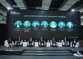 قمة مصر الدولية لوسائل النقل الكهربائية تبحث التصنيع المحلي ونقل التكنولوجيا