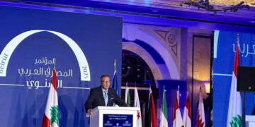 محمد الأتربي: ضرورة تبني خارطة طريق لتعزيز دور القطاع المالي والمصرفي