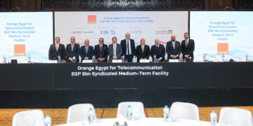 8 بنوك تمنح تمويلاً بقيمة 8 مليار جنيه لصالح شركة أورانج مصر للاتصالات