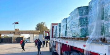 عبر معبر رفح.. مساعدات سعودية جديدة إلى قطاع غزة