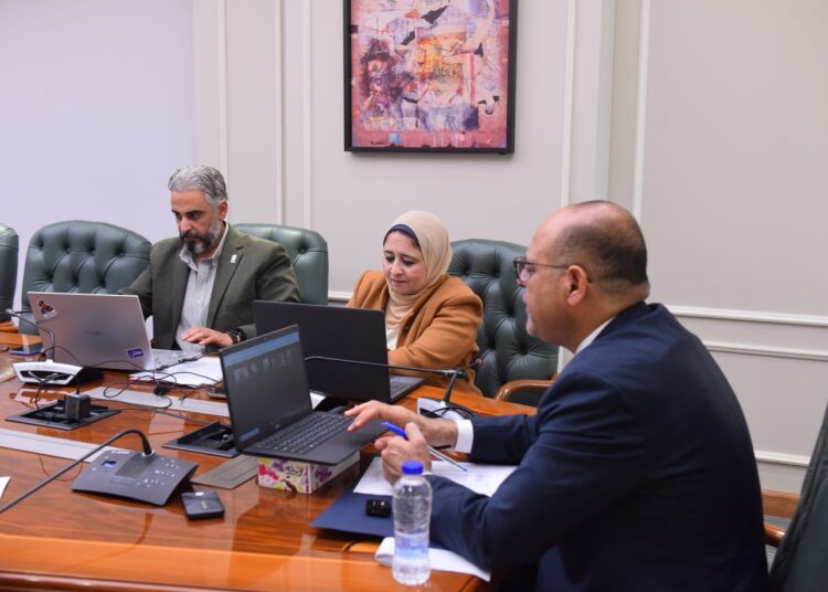 وزارة العمل في أسبوع.. 5843 وظيفة وصرف 2.99 مليون جنيه لرعاية عمالة غير منتظمة