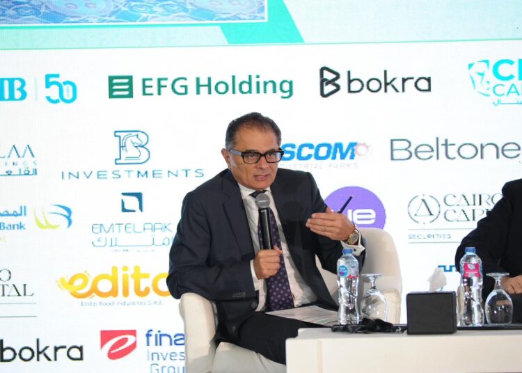 ماجد شوقي: معايير تقييم الإدارة الحكومية تختلف عن منطق الربحية في القطاع الخاص