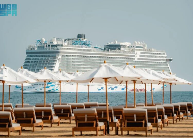 “كروز السعودية” تستقبل 140 ألف سائح خلال عام