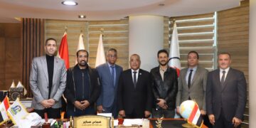 رئيس نقابة البترول يستقبل وفد نقابة البترول اليمنية لتعزيز العمل النقابي المشترك