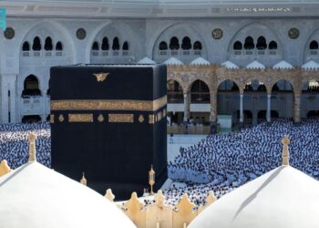 12 يناير.. آخر موعد لتوثيق عقود الحجاج ومعاينة سكنهم بمكة والمدينة